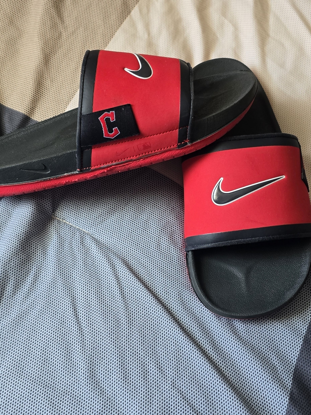 Nike Men’s Cleveland Guardians Red and Black Slide Sandals